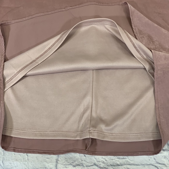 GILLI Mauve Pink dressy Tank Top. Size Small. Layered - Picture 4 of 10